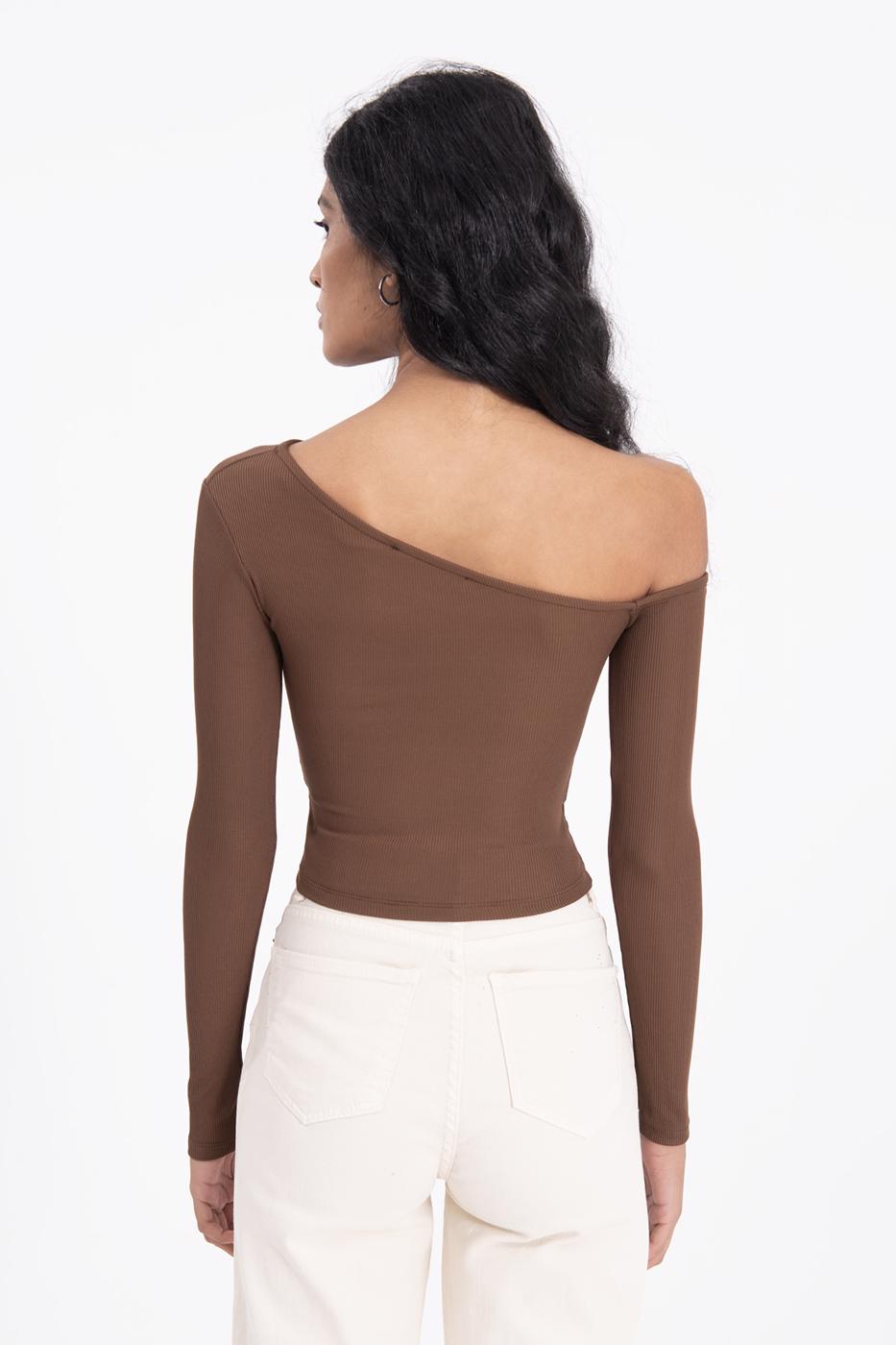 Open shoulder crop top