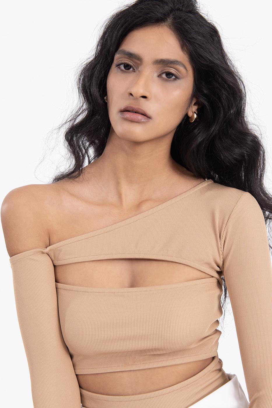 Open shoulder crop top