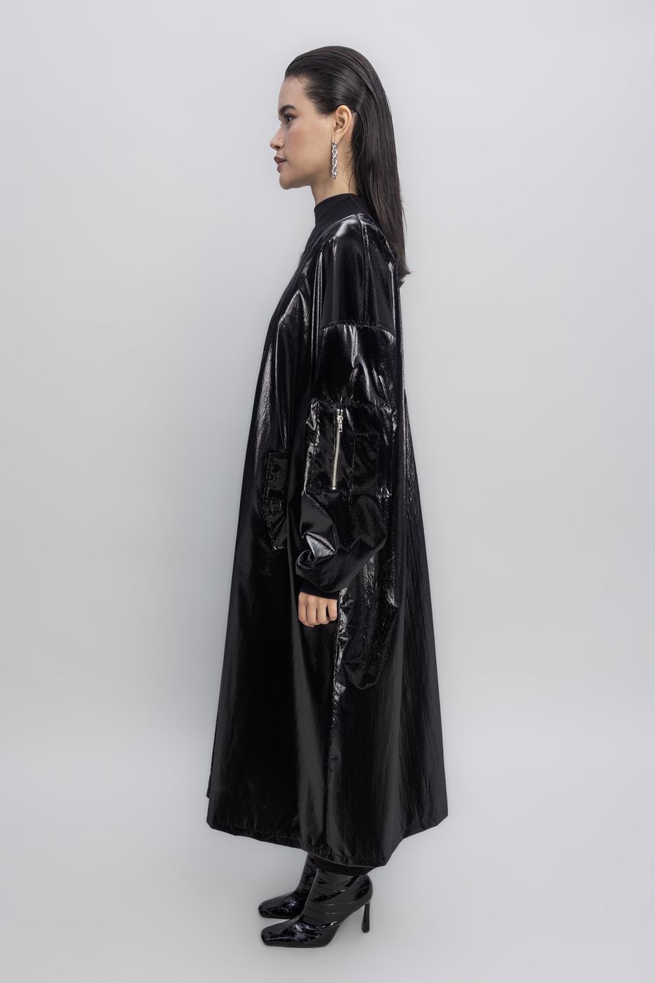 Oversized Patent Leather Trenchcoat Black