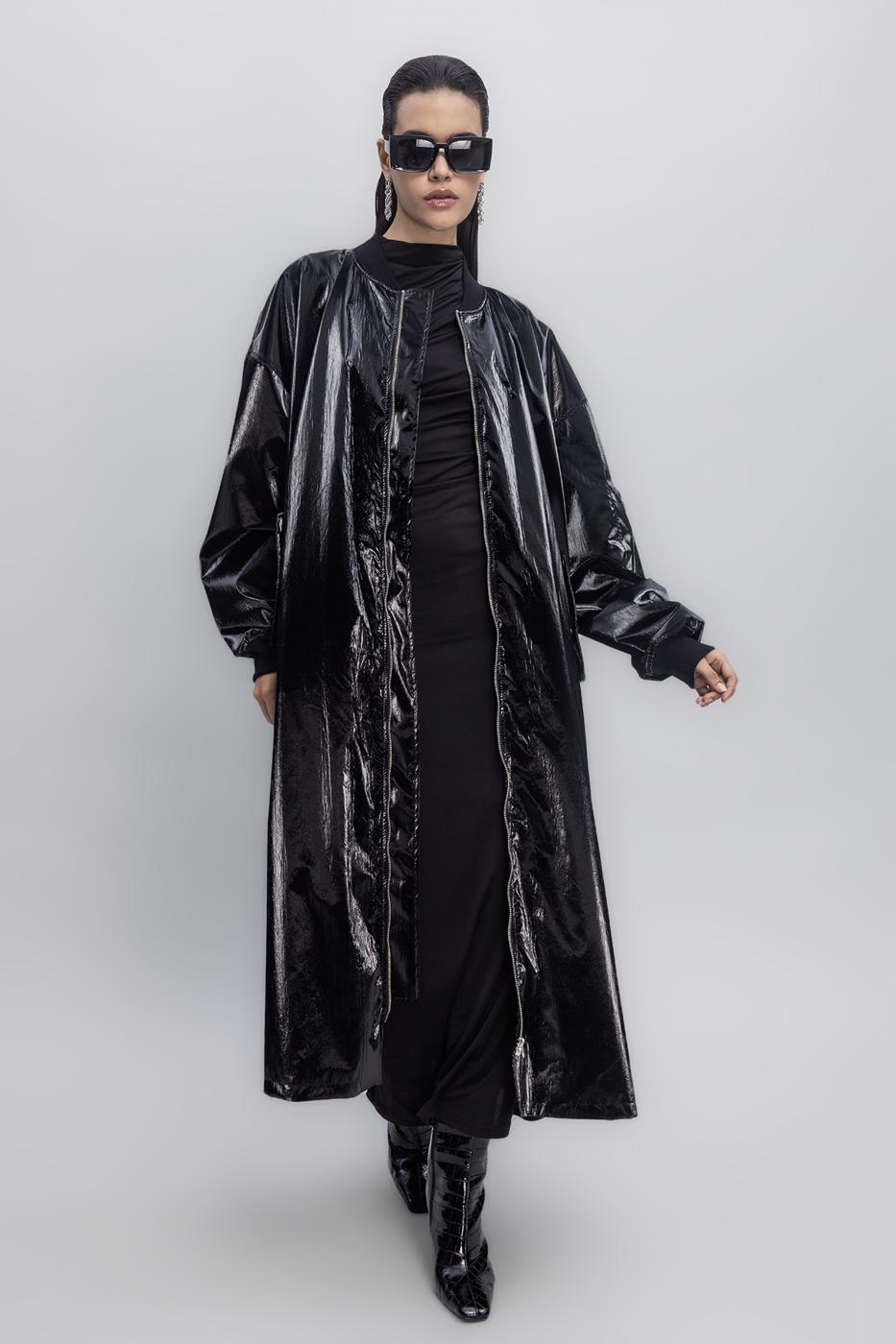 Oversized Patent Leather Trenchcoat Black