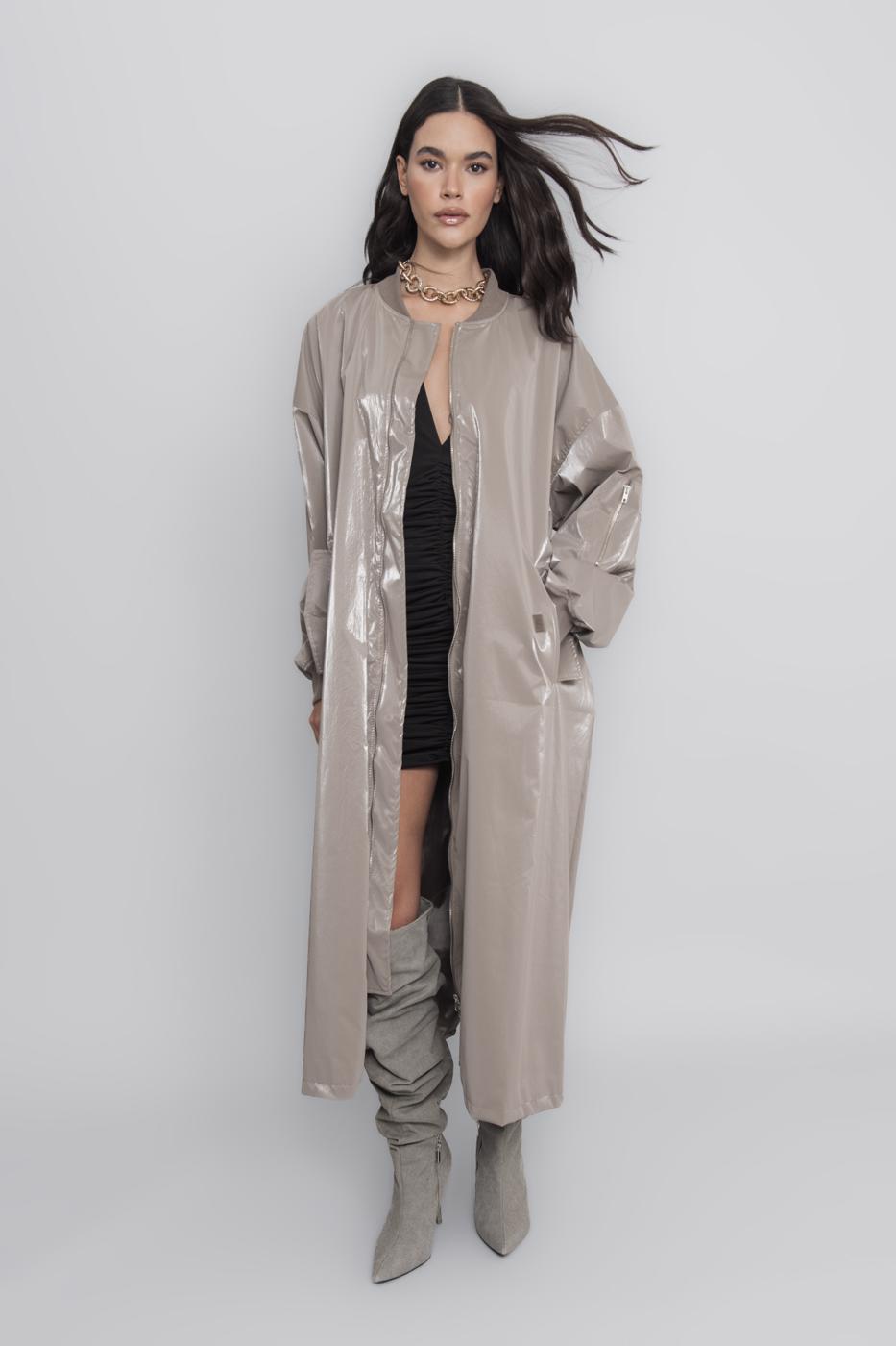 Oversized Patent Leather Trenchcoat Mink