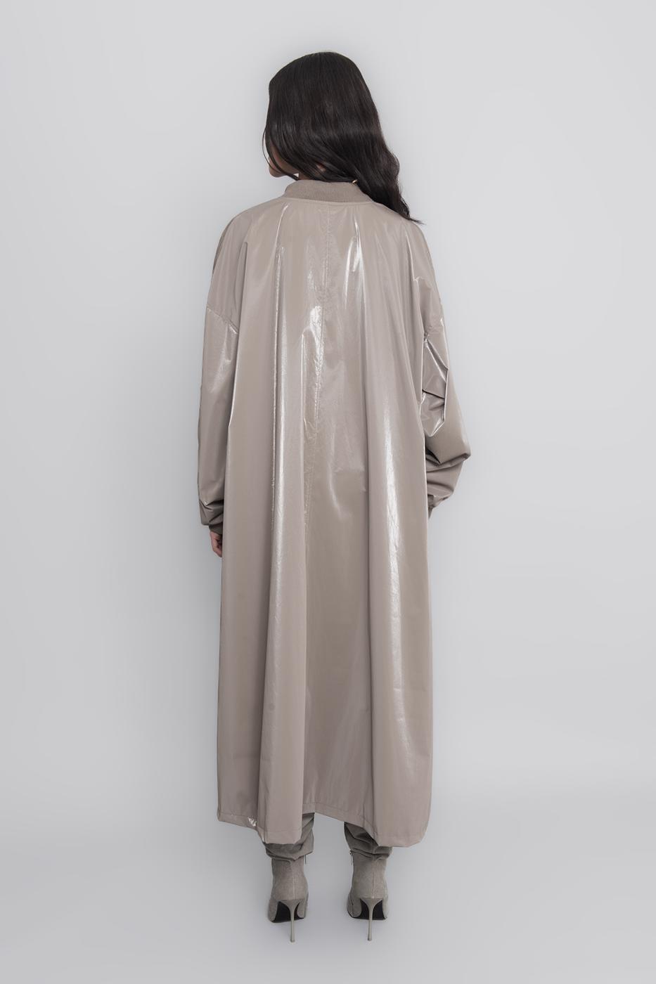 Oversized Patent Leather Trenchcoat Mink