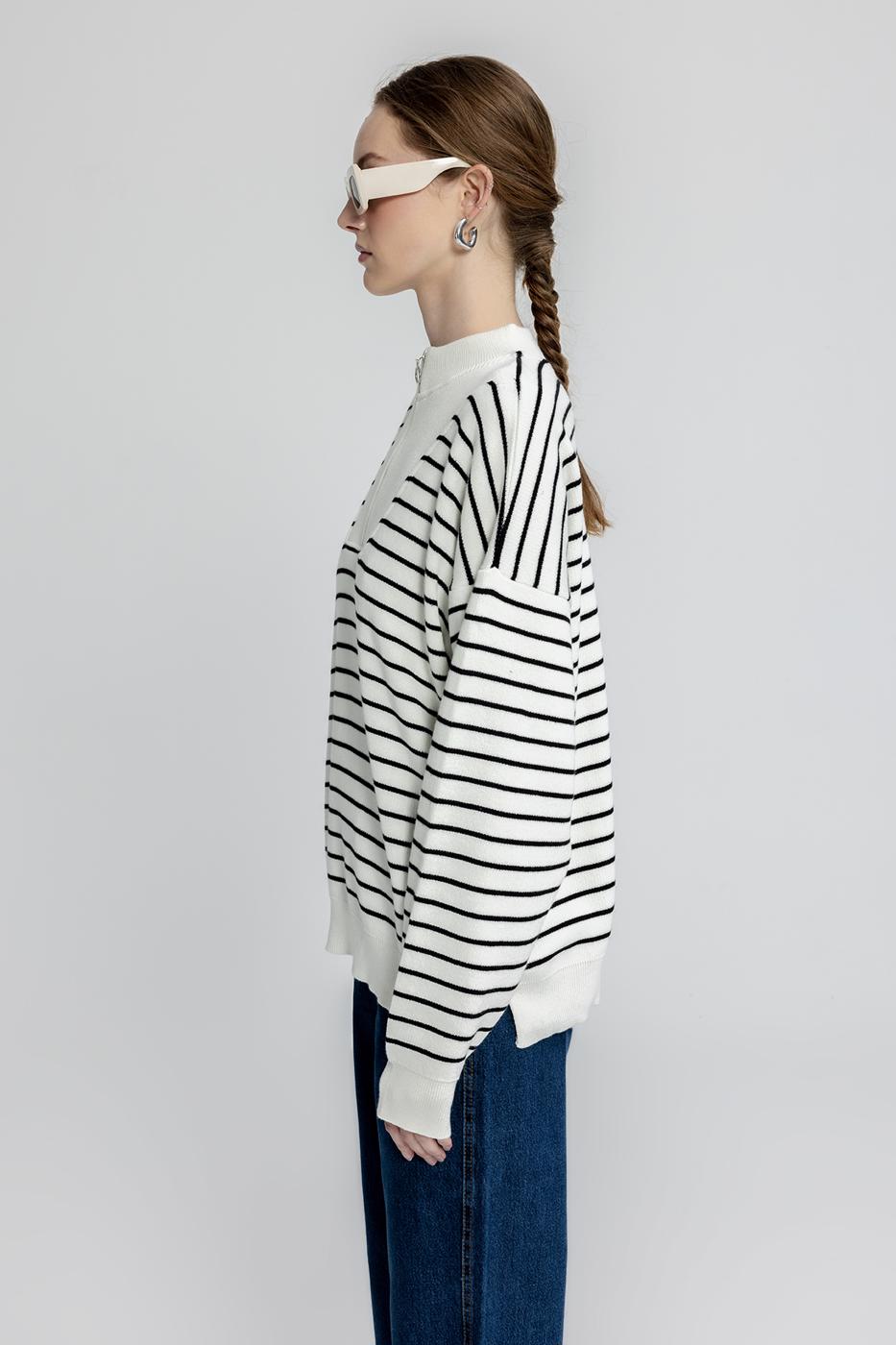 Oversize Half Zipper Striped Knitwear Sweater Ecru