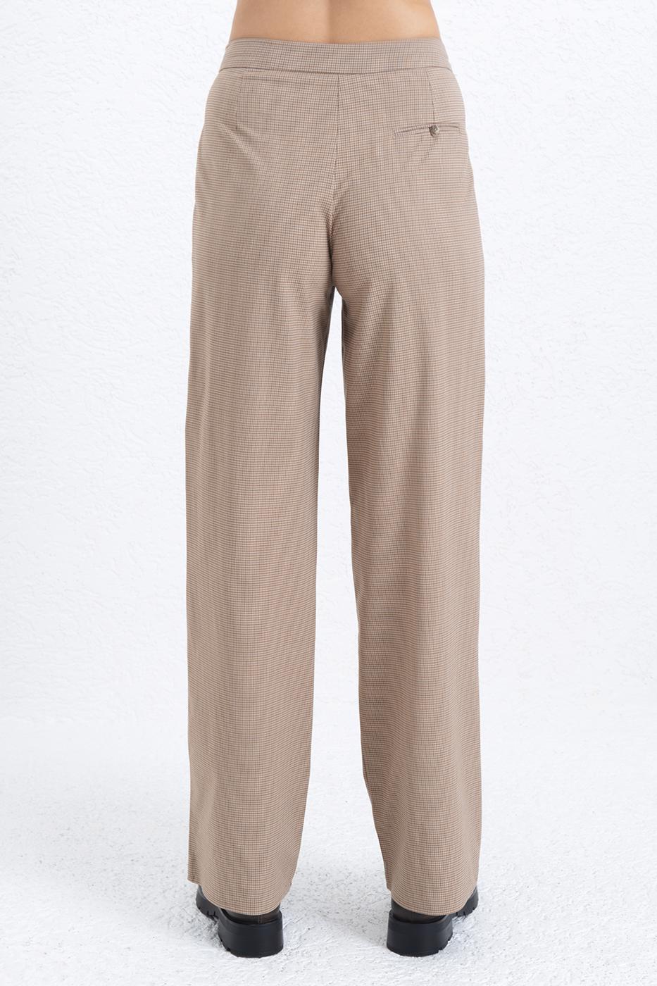 Pleated Straight Cut Fabric Trousers Brown
