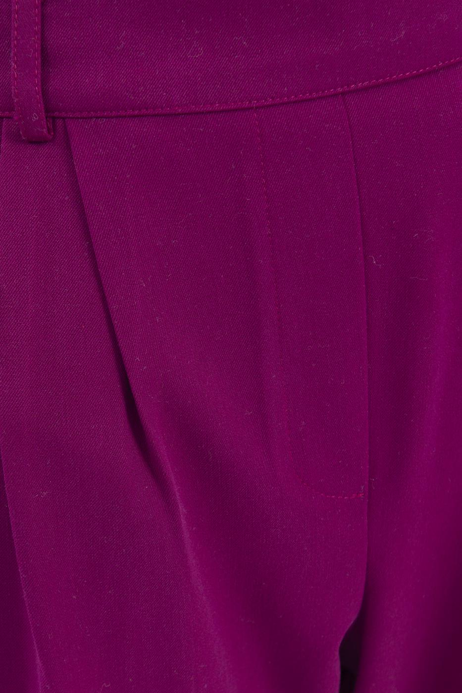 Pleated carrot pants