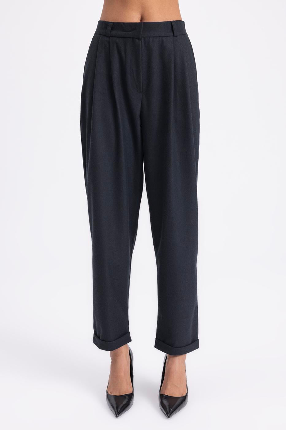 Pleated Carrot Trousers