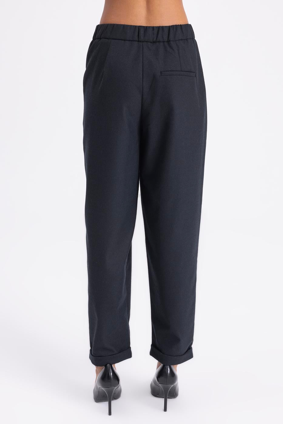 Pleated Carrot Trousers