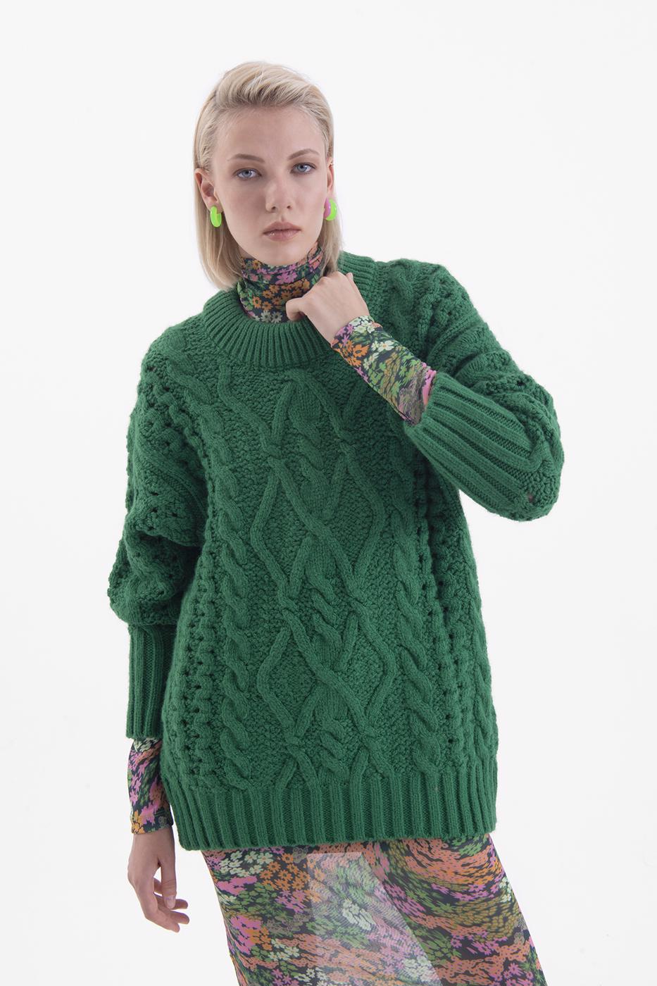 Knitted sweater Green