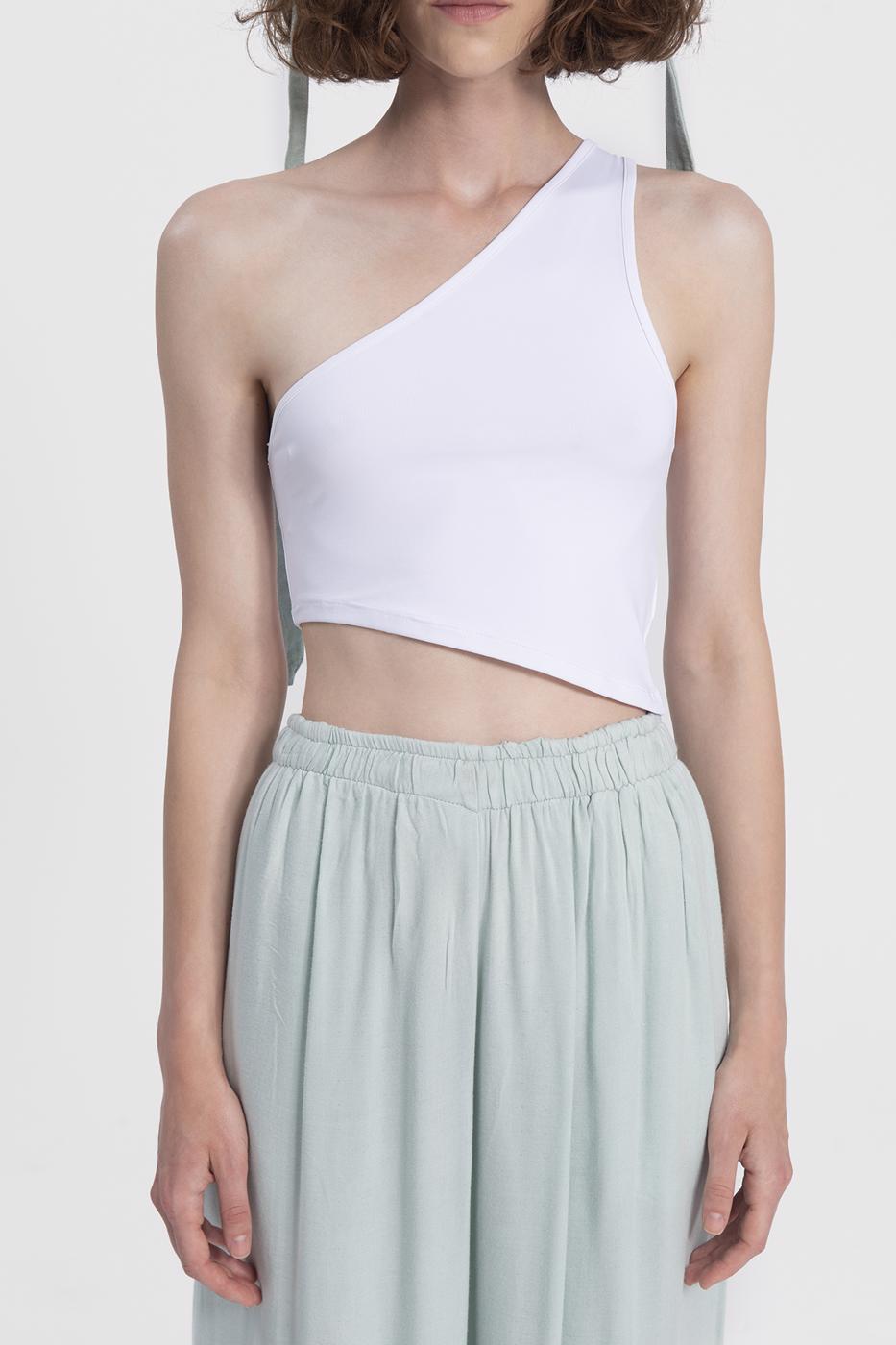 One shoulder asymetric hem top