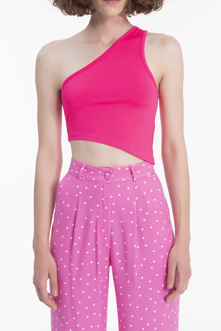 One shoulder asymetric hem top