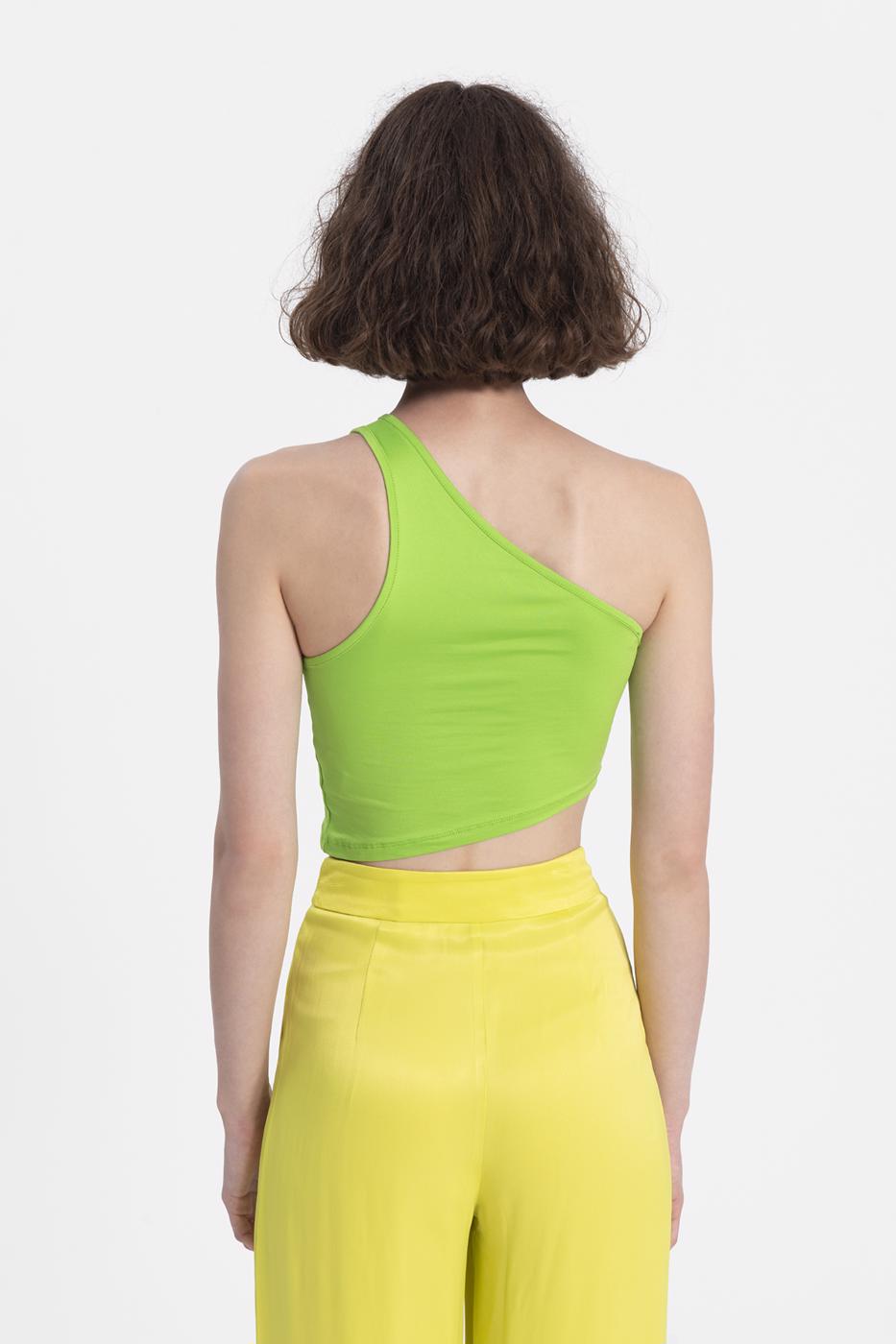One shoulder asymetric hem top