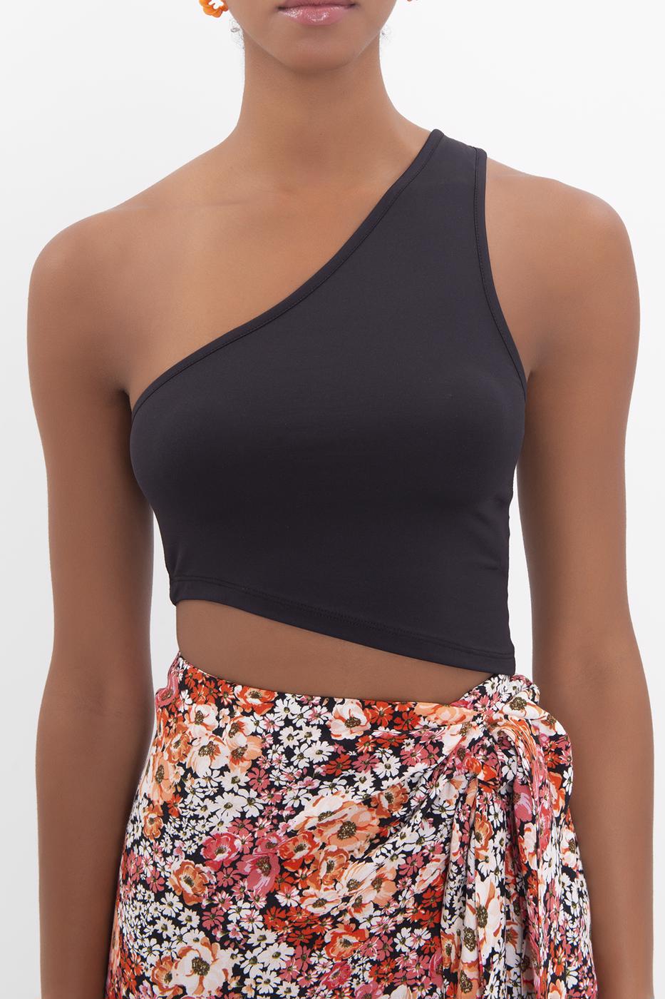 One shoulder asymetric hem top