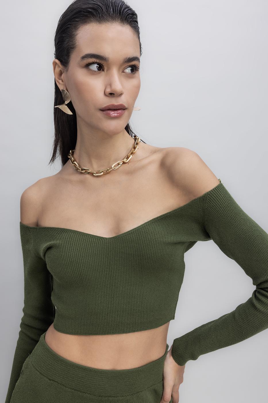Knit Carmen Neck Crop Top