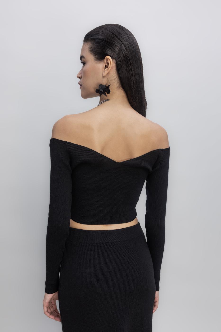 Knit Carmen Neck Crop Top