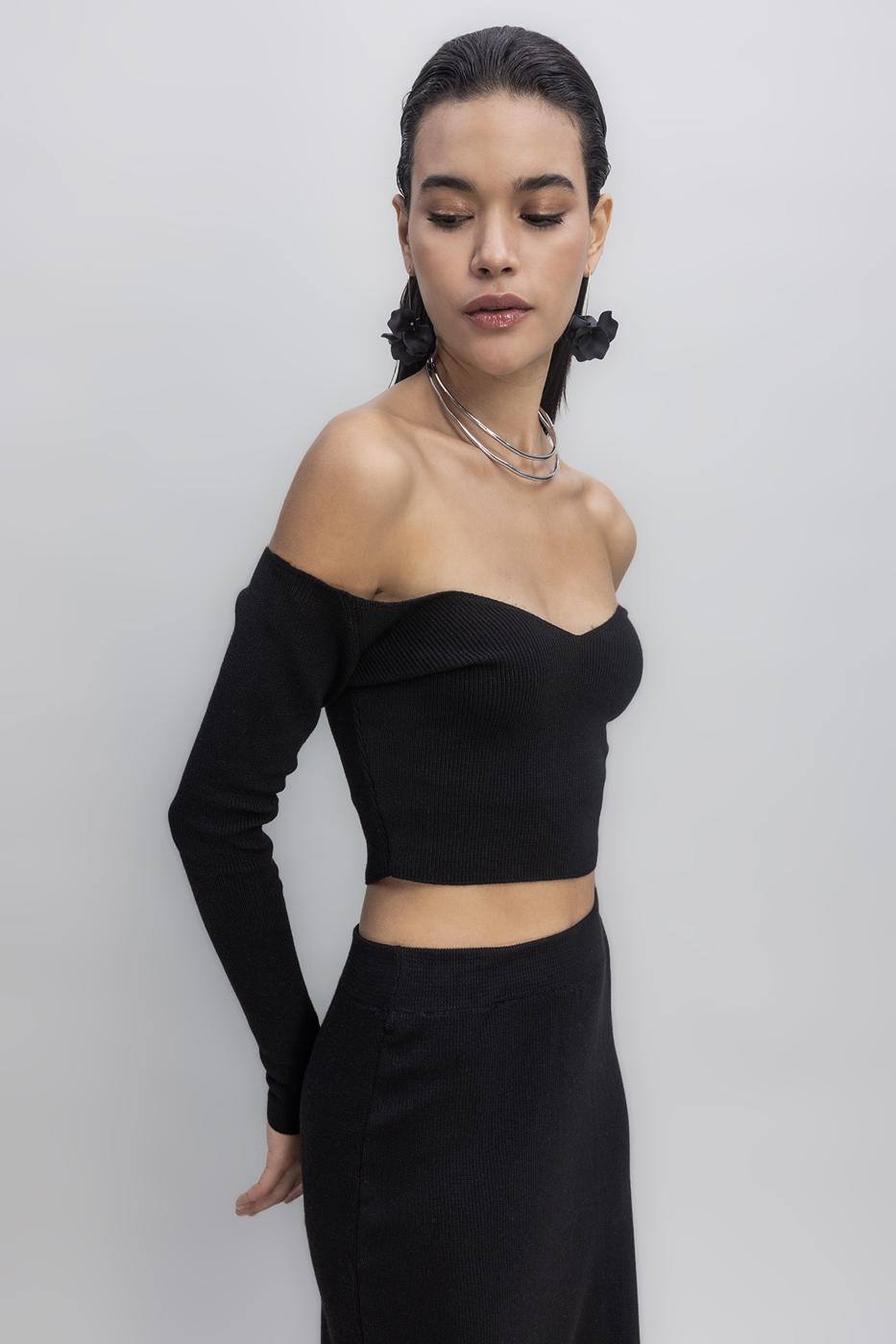 Knit Carmen Neck Crop Top