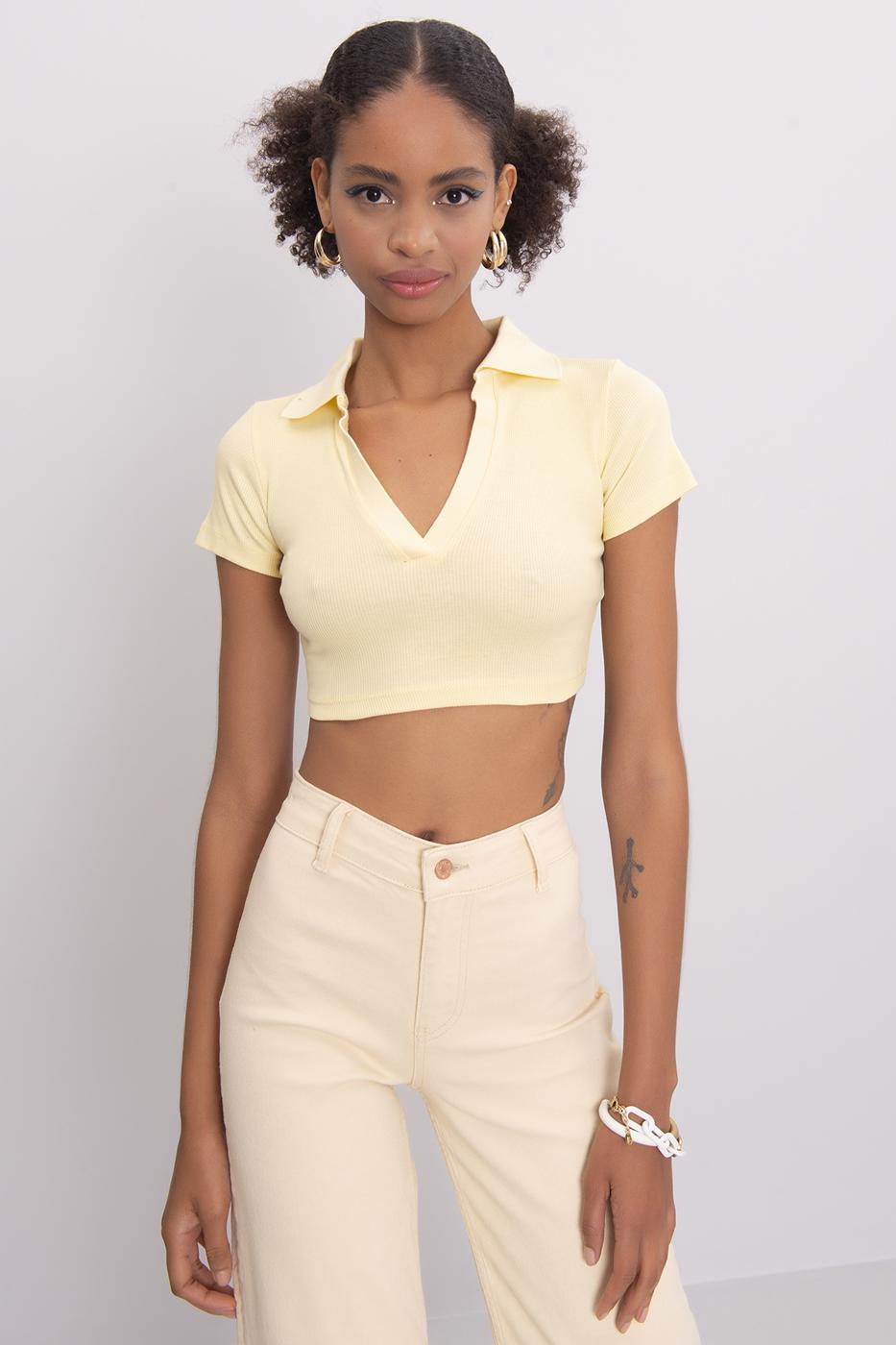 V-Cut Short Sleeve Polo Neck Crop Body Lıght yellow