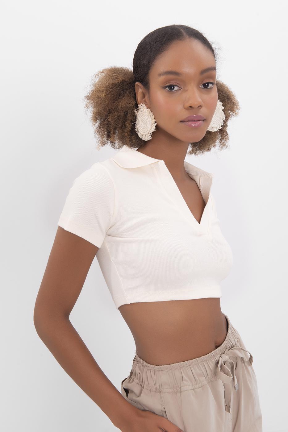 V-Cut Short Sleeve Polo Neck Crop Body Cream