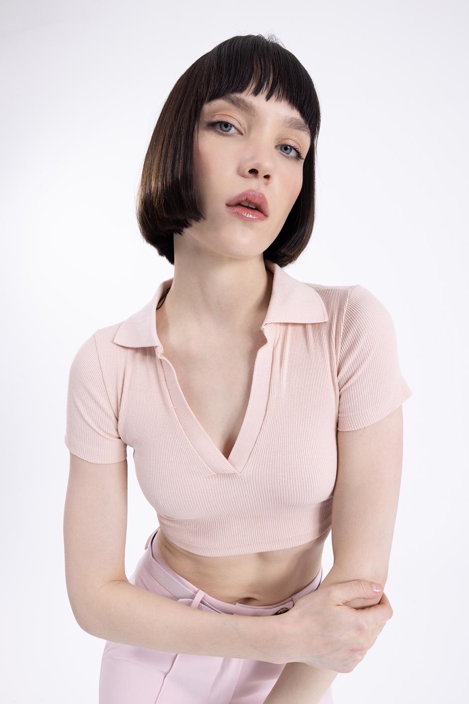 V-Cut Short Sleeve Polo Neck Crop Body Powder