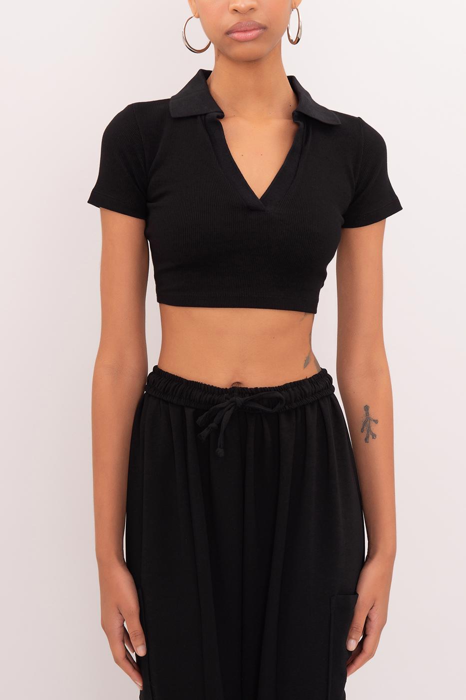 V-Cut Short Sleeve Polo Neck Crop Body Black
