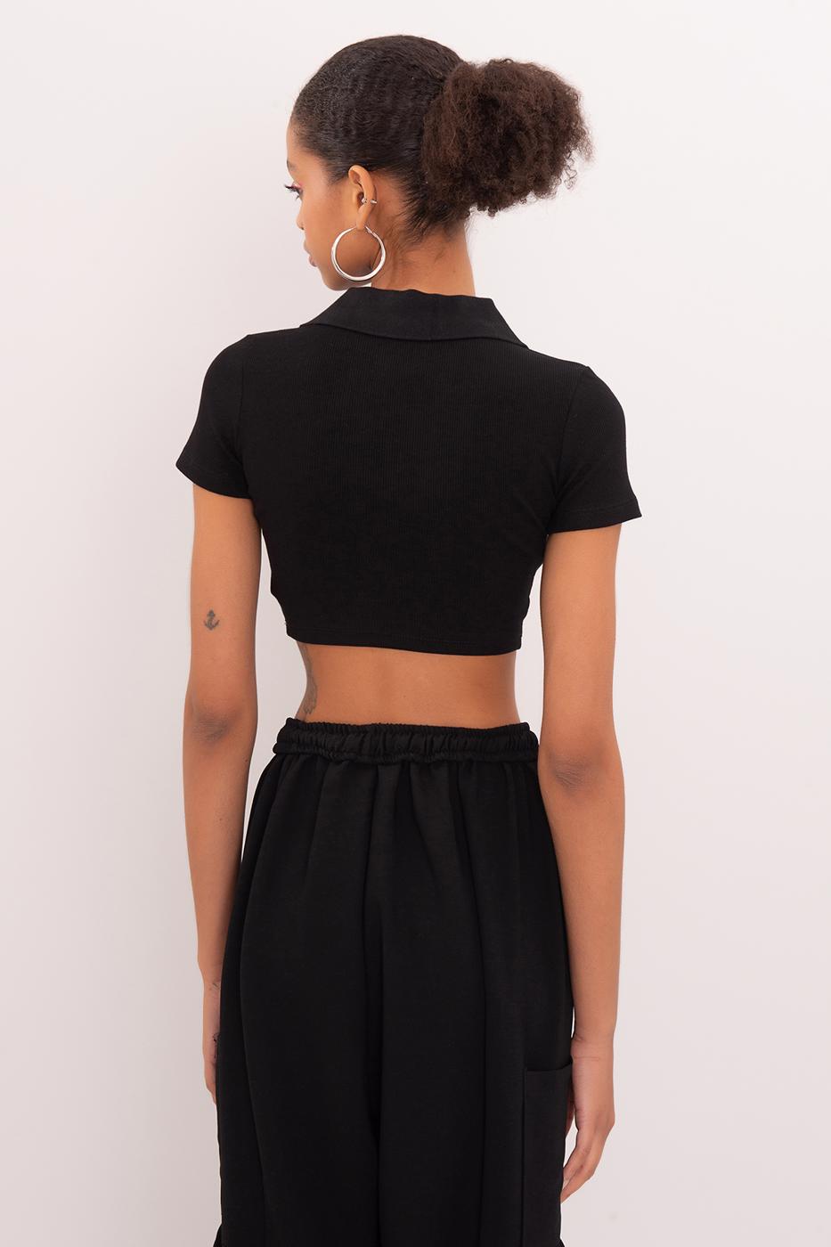 V-Cut Short Sleeve Polo Neck Crop Body Black