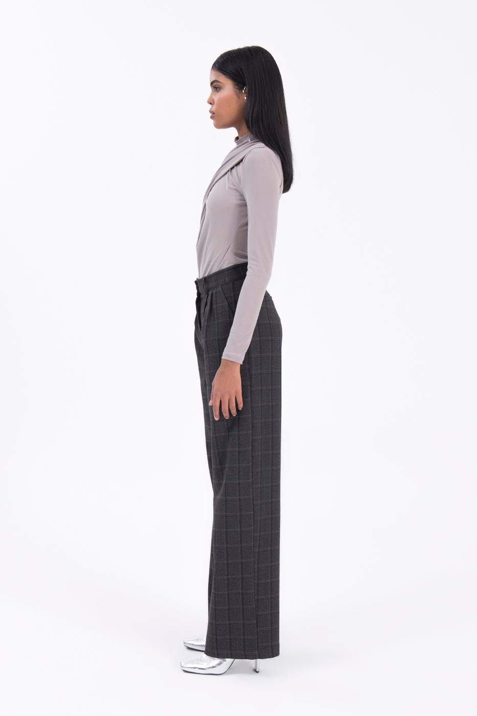 High rise trousers